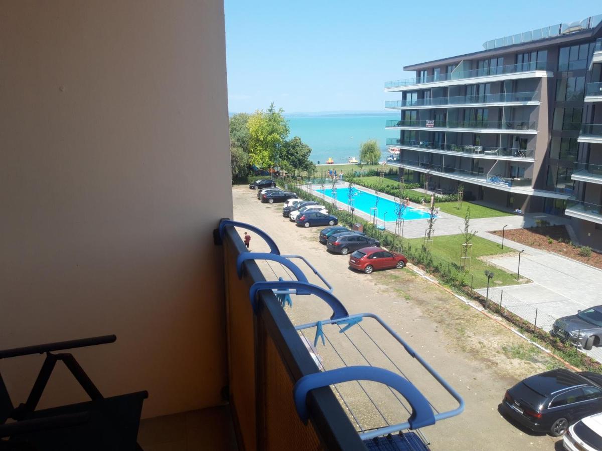 Kr Apartman Siófok Eksteriør billede